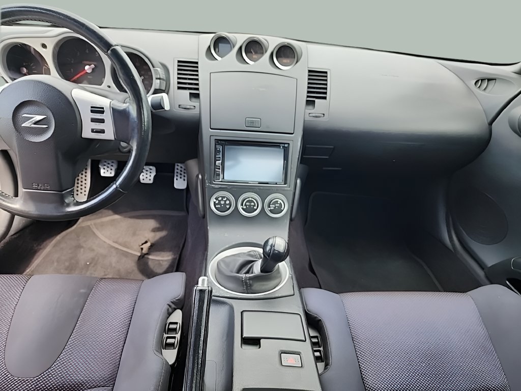 Used 2005 Nissan 350Z Enthusiast RWD image 21