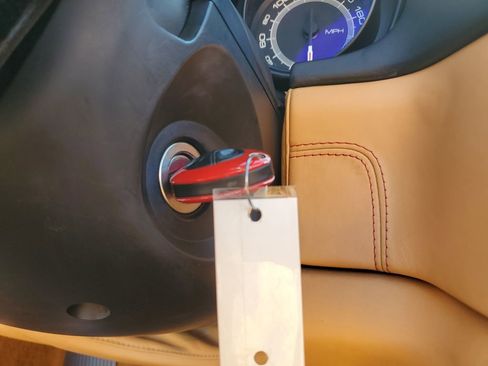 Used 2010 Ferrari California Spyder image 24