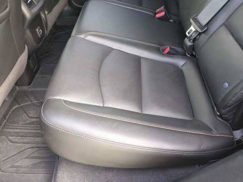 Used 2021 Chevrolet Equinox Premier FWD image 24