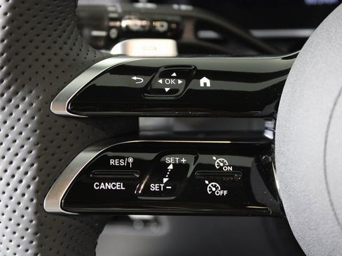 Used 2026 Mercedes-Benz GLC 300 4MATIC image 18