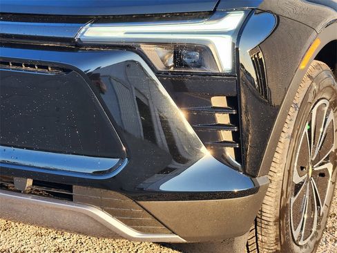 New 2025 Chevrolet Blazer EV LT image 6