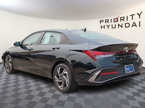 Certified 2025 Hyundai Elantra Sport w/ Cargo Package FWD image 6