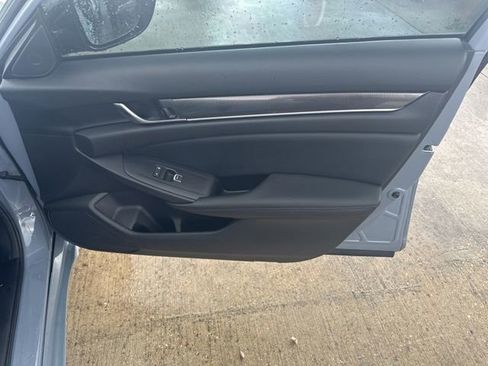 Used 2021 Honda Accord Sport Special Edition image 32