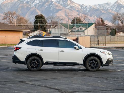 Used 2020 Subaru Outback Touring XT image 4