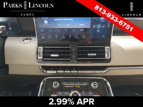 Certified 2022 Lincoln Navigator Reserve AWD/4WD image 22