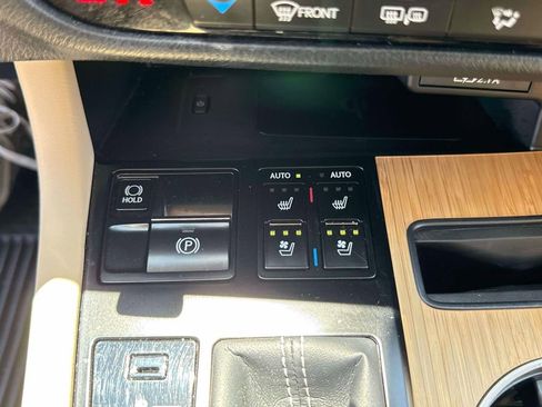 Used 2022 Lexus RX 450hL AWD w/ Premium Package image 22