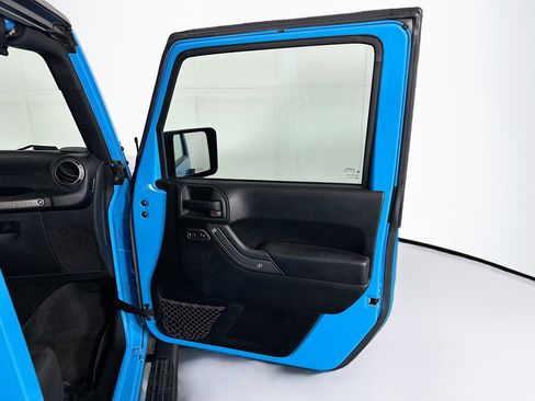 Used 2017 Jeep Wrangler Unlimited Sport w/ Quick Order Package 24S image 28