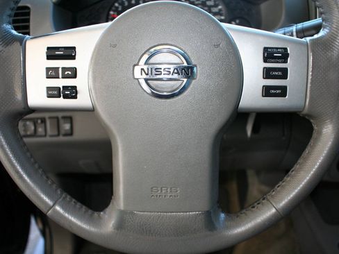 Used 2018 Nissan Frontier SV w/ Value Truck Package RWD image 17