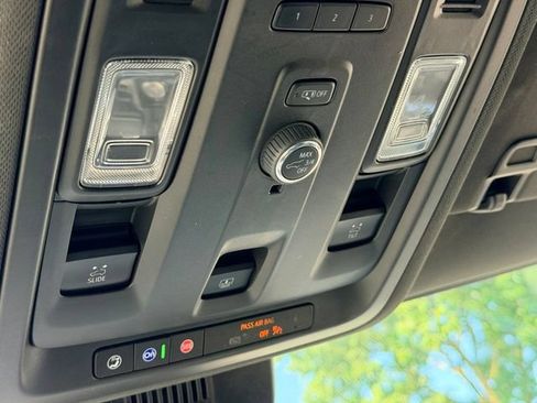 Used 2023 Chevrolet Tahoe LT AWD/4WD image 19
