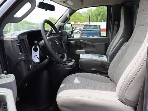 New 2025 Chevrolet Express 2500 Work Van w/ Driver Convenience Package image 3
