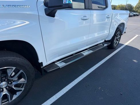 Used 2022 Chevrolet Silverado 1500 LT image 5