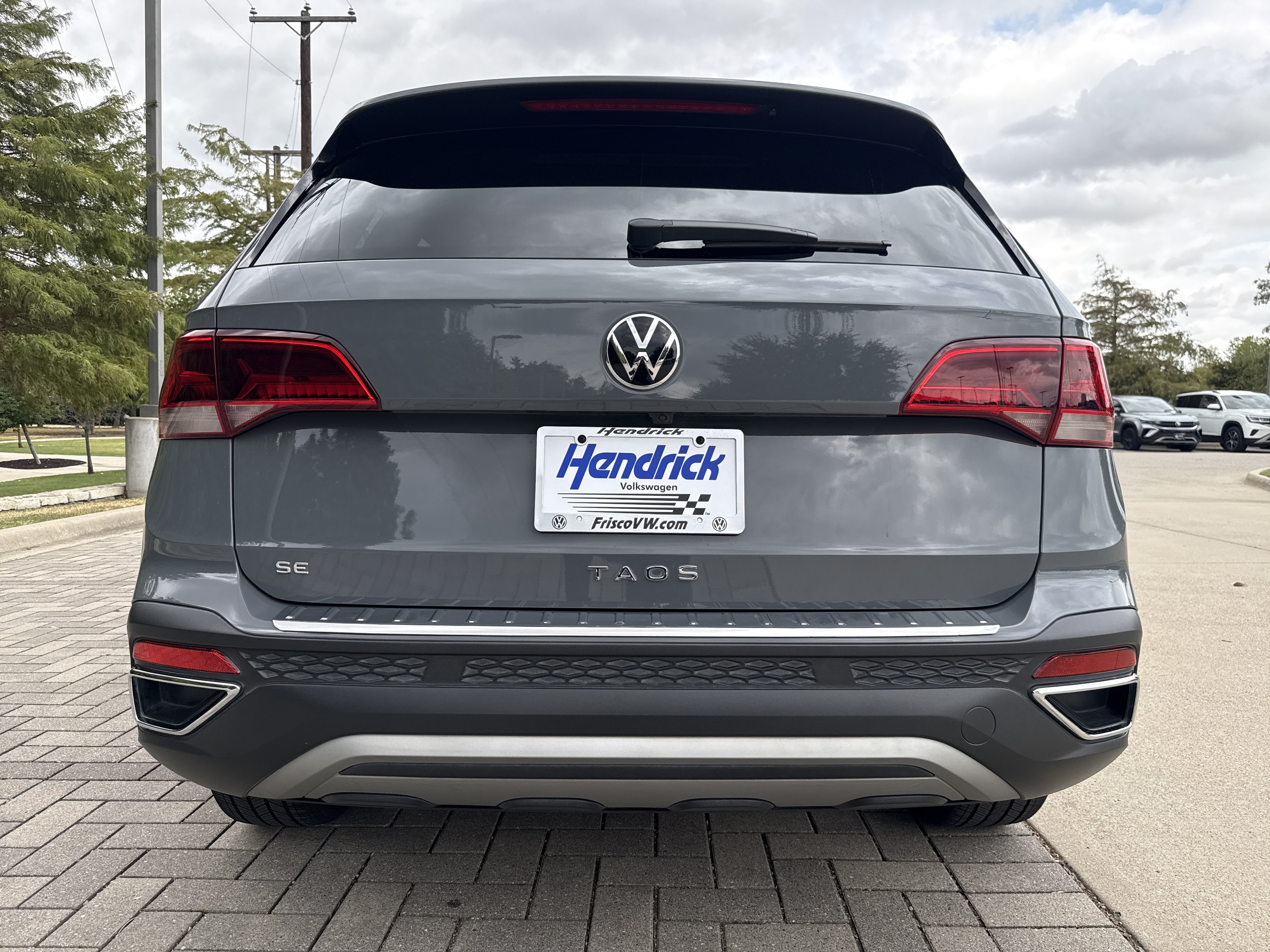 Certified 2023 Volkswagen Taos SE w/ Panoramic Sunroof Package FWD image 8