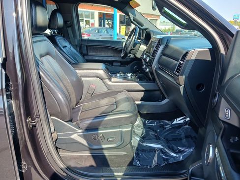 Used 2021 Ford Expedition Max Limited image 23