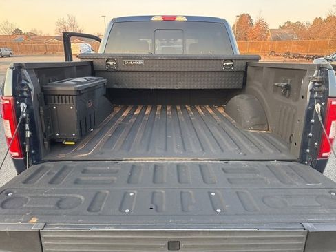 Used 2018 Ford F150 XLT w/ Equipment Group 302A Luxury image 23