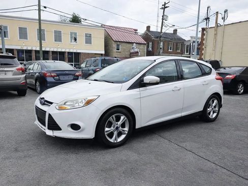 Used 2014 Ford Focus SE image 1