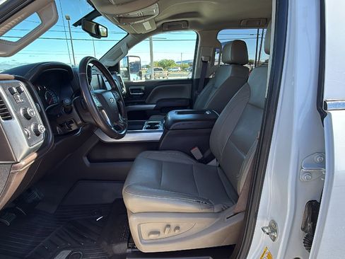 Used 2018 Chevrolet Silverado 2500 LTZ w/ Duramax Plus Package image 11