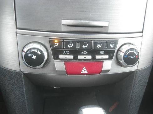 Used 2014 Subaru Outback 2.5i Premium image 22