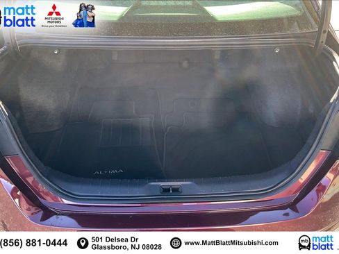 Used 2024 Nissan Altima 2.5 SV image 35