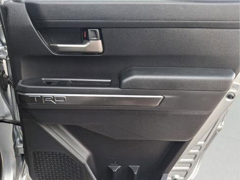 Used 2025 Toyota Tacoma TRD Off-Road image 16