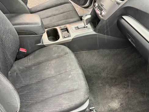 Used 2011 Subaru Legacy 2.5i Premium w/ All-Weather Pkg AWD/4WD image 15