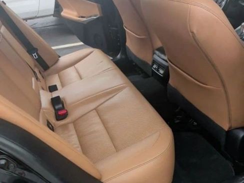 Used 2016 Lexus IS 200t RWD image 16