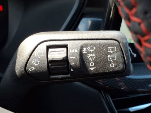 Used 2024 Ford Escape ST-Line w/ Tech Pack #1 AWD/4WD image 23