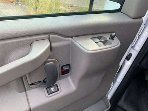 Used 2025 GMC Savana 2500 w/ Driver Convenience Package RWD image 14