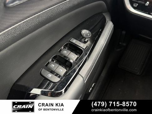 Certified 2025 Kia Sportage SX FWD image 10