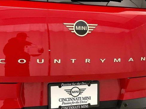 Certified 2025 MINI Cooper Countryman S image 7