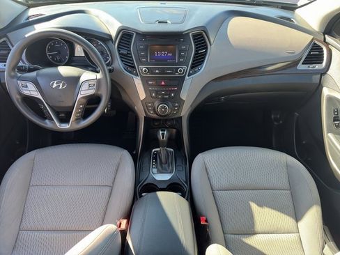 Used 2018 Hyundai Santa Fe Sport image 18