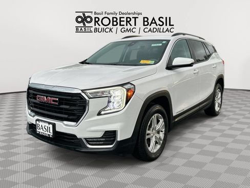 Used 2023 GMC Terrain SLE w/ Driver Convenience Package AWD/4WD image 1