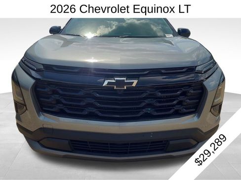 Certified 2026 Chevrolet Equinox LT w/ Midnight Edition FWD image 2