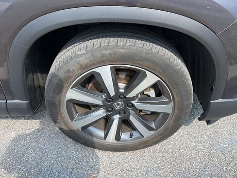 Used 2023 Honda Pilot Touring image 21