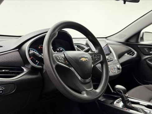 Used 2023 Chevrolet Malibu LT FWD image 23