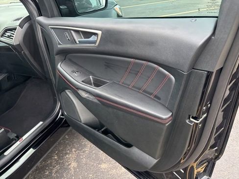 Used 2023 Ford Edge ST-Line AWD/4WD image 7
