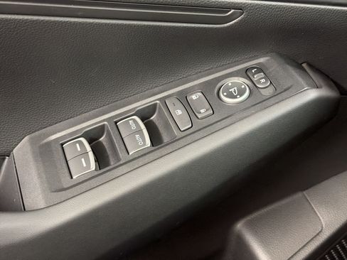 New 2026 Honda Accord LX image 13