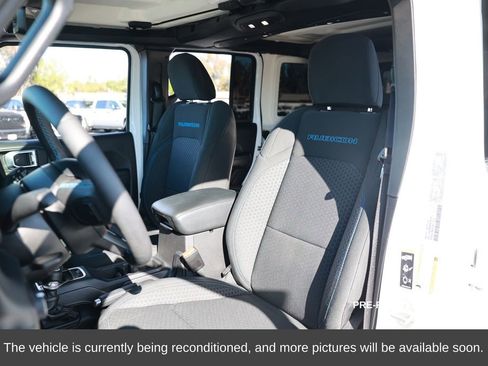 Used 2024 Jeep Wrangler Unlimited Rubicon 4xe w/ Technology Group image 10