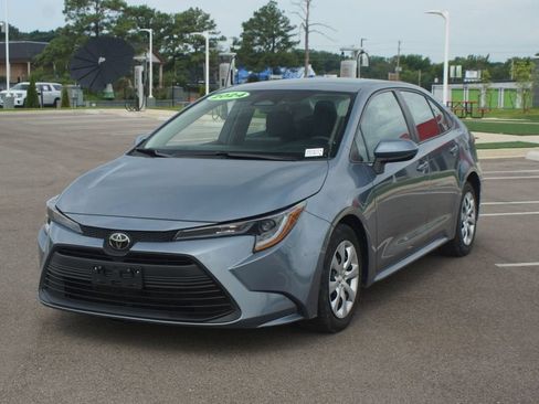 Used 2024 Toyota Corolla LE FWD image 22