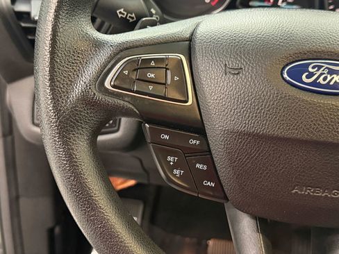 Used 2017 Ford Escape SE AWD/4WD image 29
