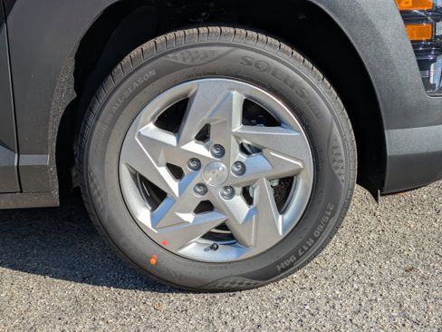 New 2026 Hyundai Kona SE image 11