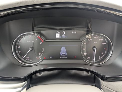 Used 2023 Cadillac XT5 Premium Luxury w/ LPO, Floor Liner Package FWD image 17