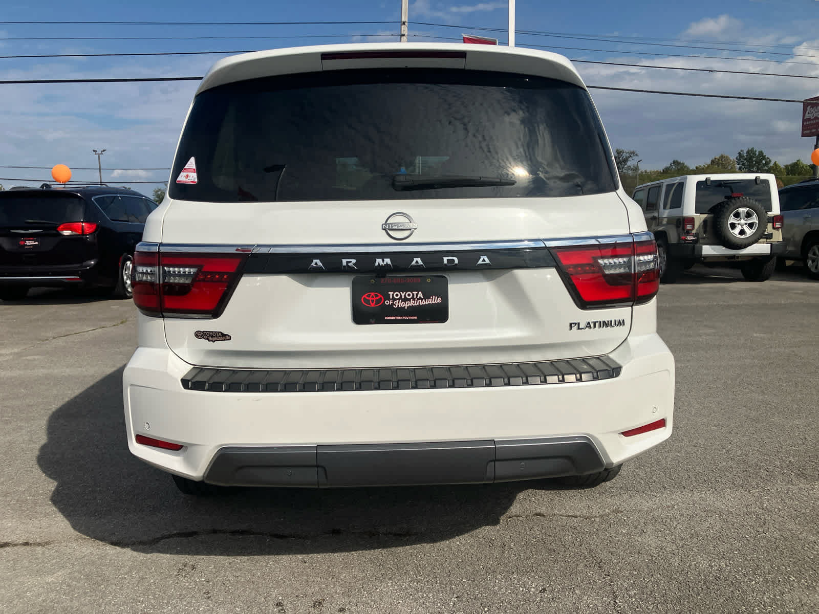 Used 2024 Nissan Armada Platinum w/ Captain's Chairs Package AWD/4WD image 6
