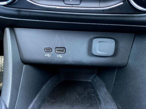 Used 2025 Buick Encore GX Preferred FWD image 16