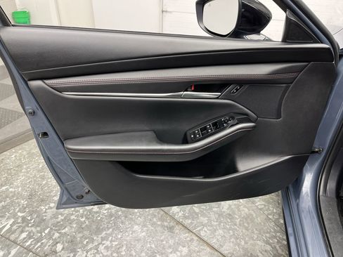 Used 2025 MAZDA MAZDA3 s image 7