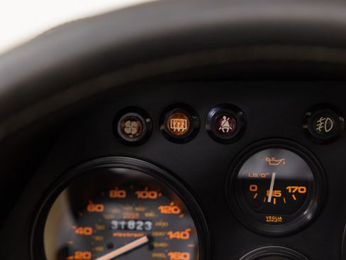 Used 1988 Ferrari 328 GTS RWD image 91