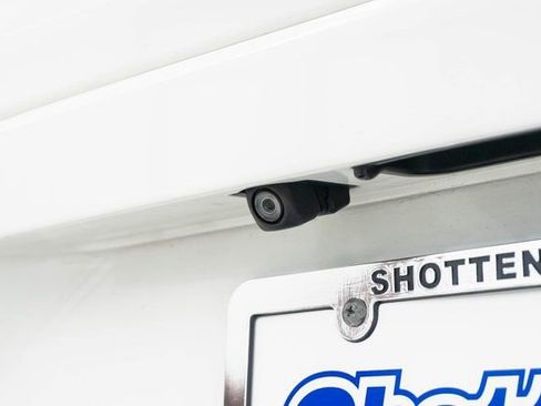 Certified 2018 Honda CR-V Touring image 11