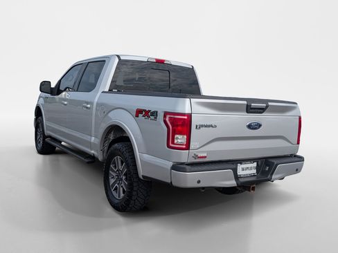 Used 2017 Ford F150 XLT w/ Equipment Group 302A Luxury AWD/4WD image 4