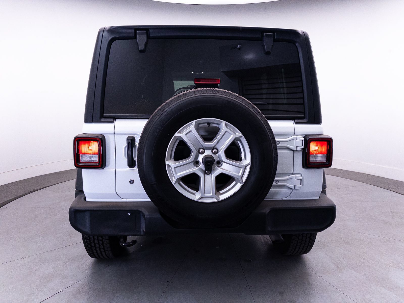 Used 2020 Jeep Wrangler Unlimited Sport S AWD/4WD image 14