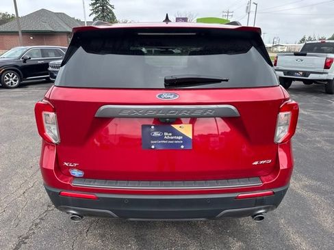 Certified 2024 Ford Explorer XLT w/ Equipment Group 202A AWD/4WD image 6