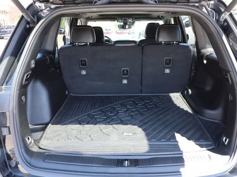 Used 2024 Jeep Grand Cherokee Altitude AWD/4WD image 34
